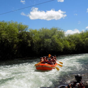 rafting sobre el rio corcovado