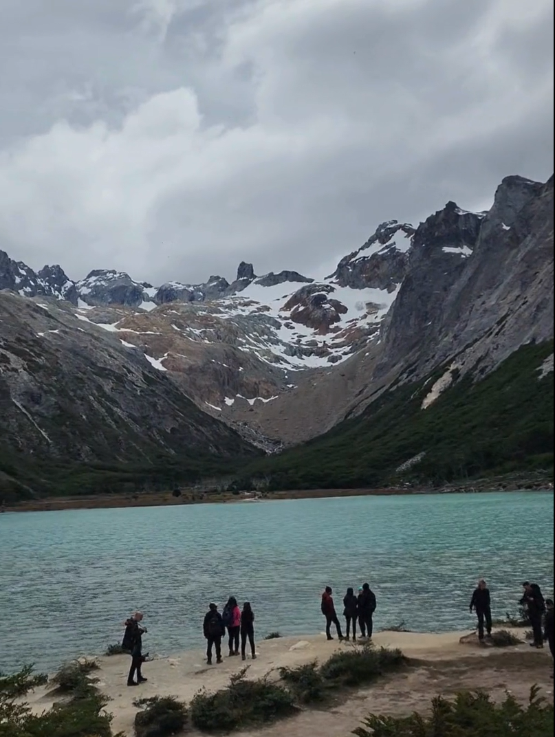 Laguna Esmeralda - Trekking en el Fin del Mundo - Image 4